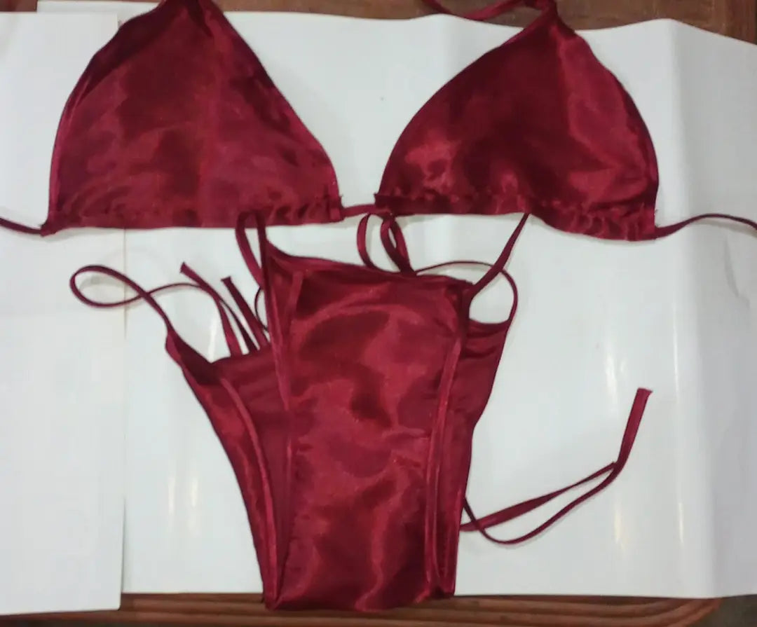 Silk Plain Comfortable And Lightweight Bikini Set / Swin Wear Bikini For Girls